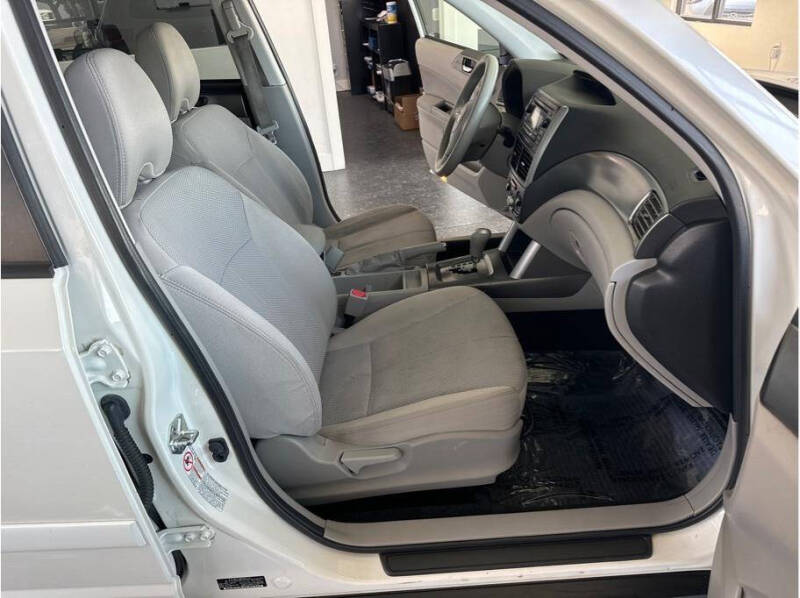 2011 Subaru Forester 2.5X Premium