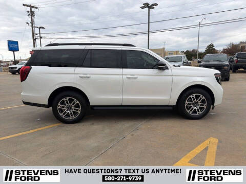 2025 Ford Expedition Active