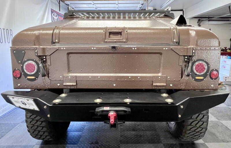 2004 AM General Hummer