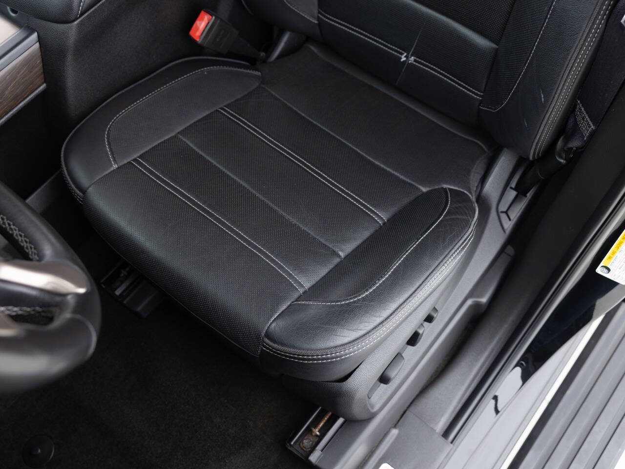 Used Car 2017 Gmc Sierra 1500  Denali 4x4 4dr Crew Cab 6.5 Ft. Sb For Sale Under $50,000 In Coal City, Illinois