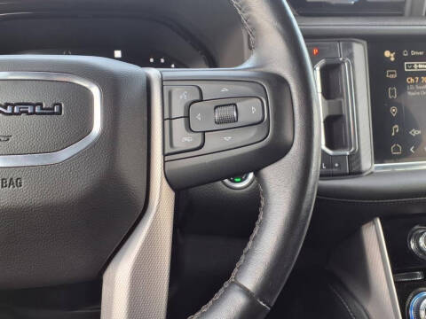 2023 GMC Yukon XL Denali