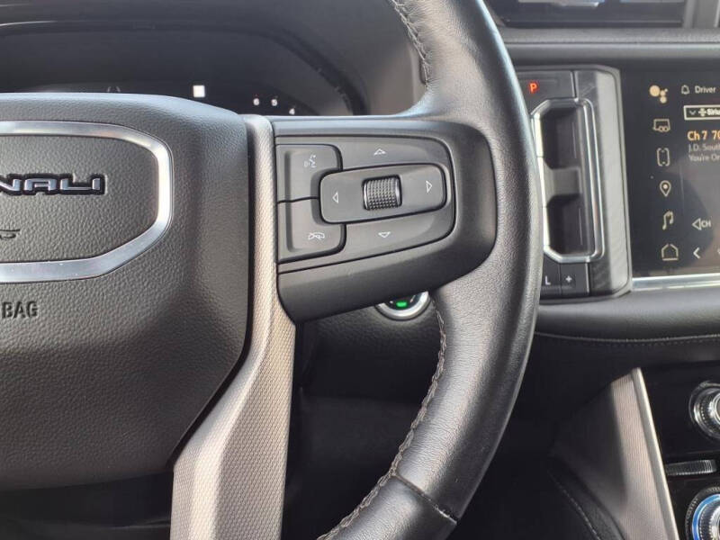 2023 GMC Yukon XL Denali