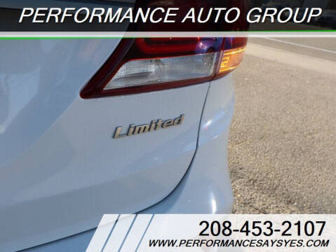 2017 Hyundai Santa Fe Limited