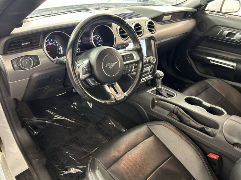 2022 Ford Mustang EcoBoost Premium