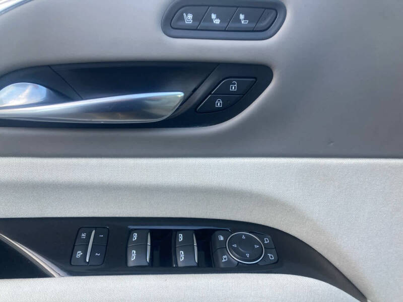 2021 Cadillac Escalade ESV Premium Luxury Platinum