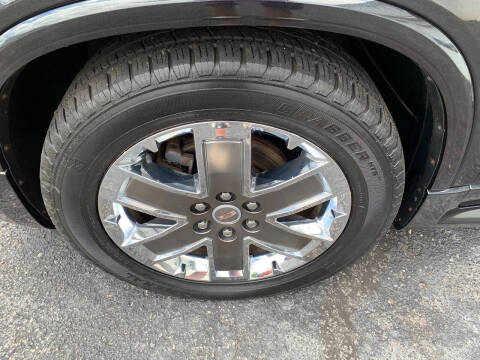 2011 GMC Acadia Denali