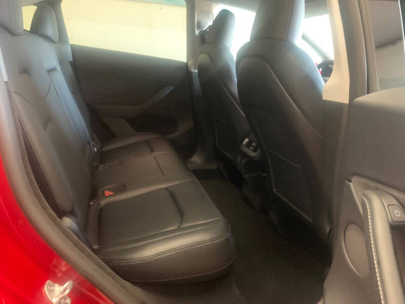 2024 Tesla Model Y Long Range