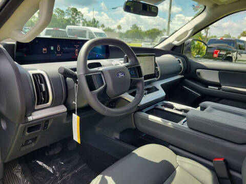 2027 Ford Expedition Active