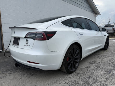2020 Tesla Model 3 Performance