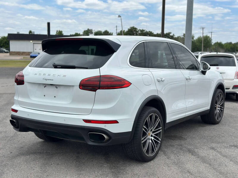 2016 Porsche Cayenne