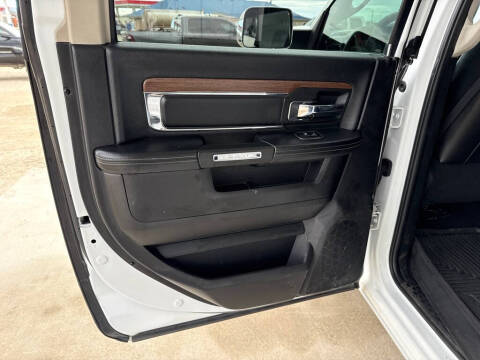 2017 RAM 3500 Laramie