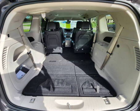 2023 Chrysler Pacifica Touring L