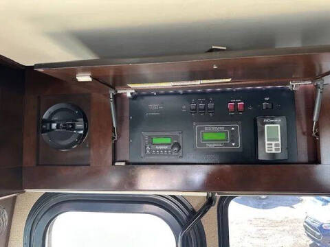 2016 Freightliner XCR Chassis