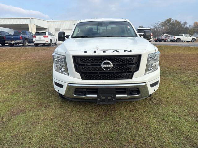 2024 Nissan Titan SV