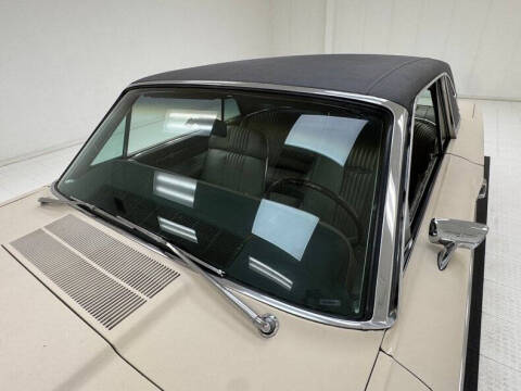 1964 Ford Thunderbird