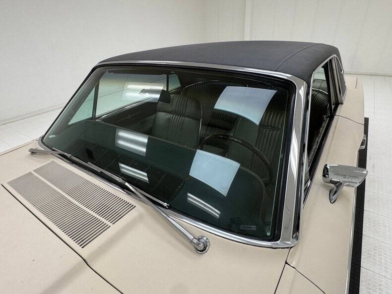 1964 Ford Thunderbird