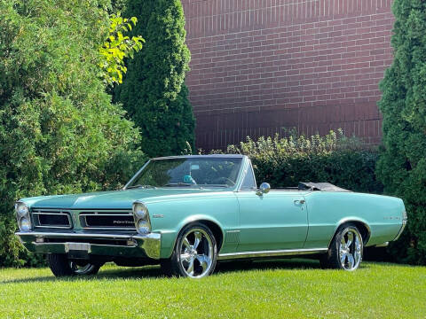 1965 Pontiac Le Mans for sale at Classic Auto Haus in Geneva IL