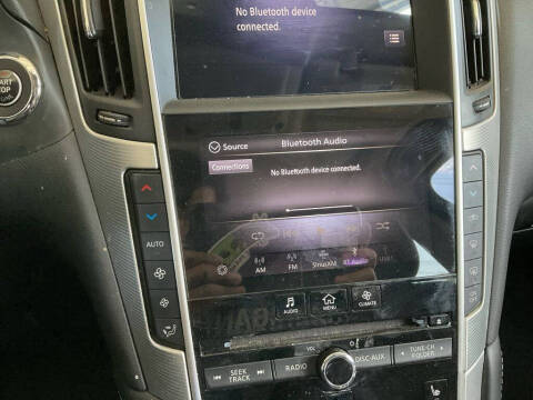 2022 Infiniti Q50 Luxe