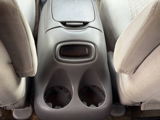 2004 Toyota Tundra SR5