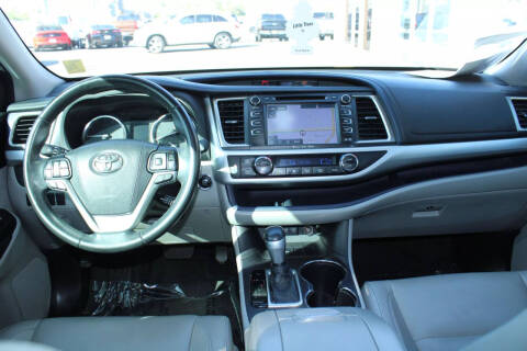 2017 Toyota Highlander