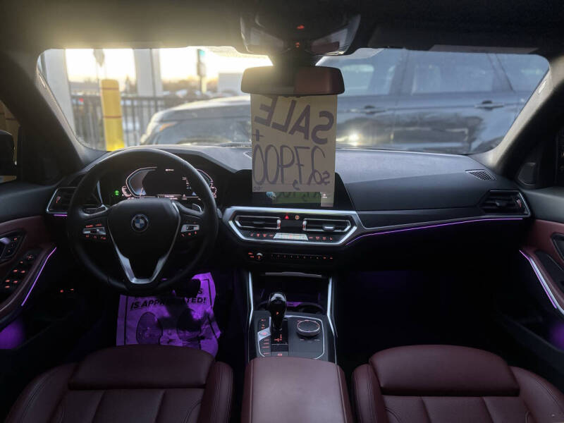 2022 BMW 3 Series 330e