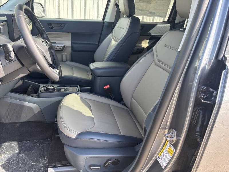 2025 Ford Maverick Lariat