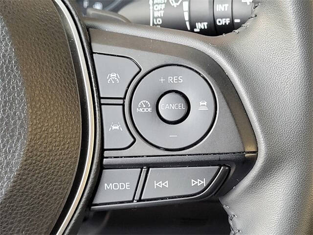 2023 Toyota Corolla Hatchback SE