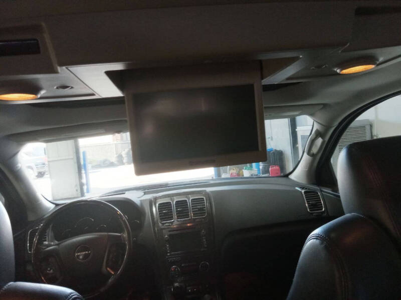 2011 GMC Acadia Denali