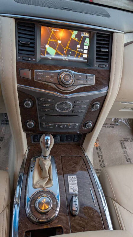 2015 Infiniti QX80