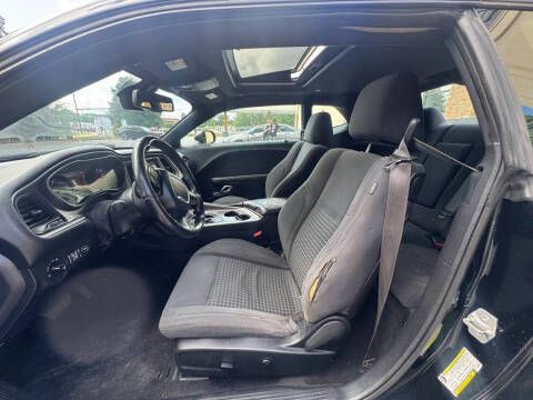 2019 Dodge Challenger SXT