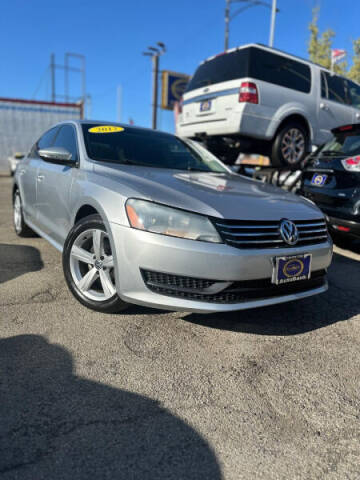 2012 Volkswagen Passat for sale at AutoBank in Chicago IL