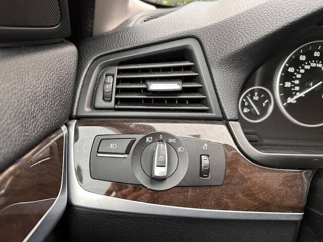 2013 BMW 5 Series 528i