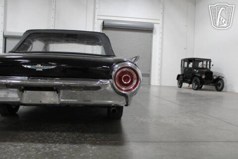 1962 Ford Thunderbird