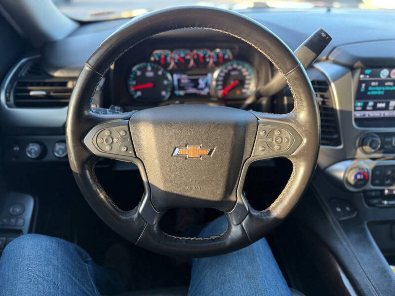 2018 Chevrolet Suburban LT