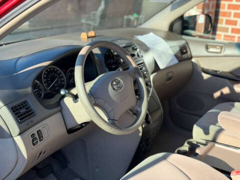 2005 Toyota Sienna CE 7 Passenger