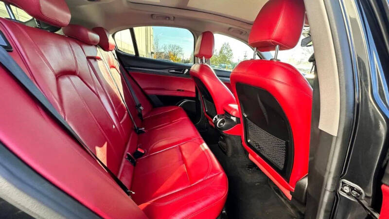 2018 Alfa Romeo Stelvio Ti