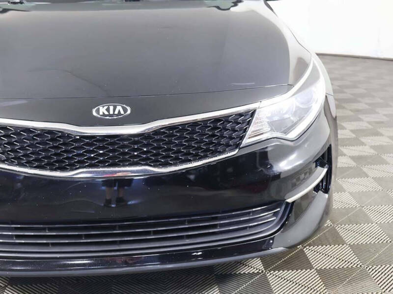 2017 Kia Optima LX