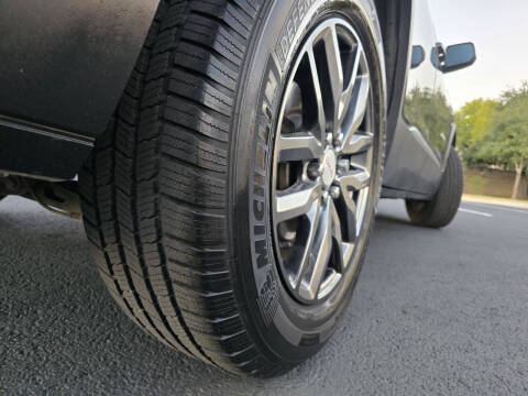 2017 GMC Acadia SLT-1