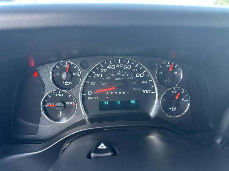 2023 Chevrolet Express LT 3500