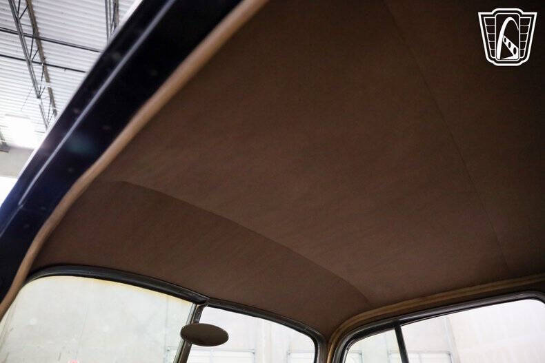 1938 Packard Super Eight
