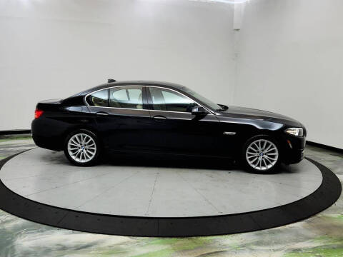 2015 BMW 5 Series 528i
