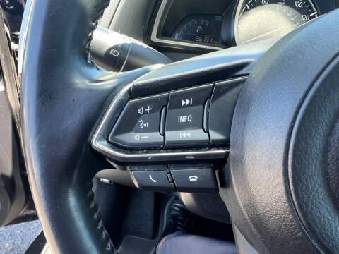 2018 Mazda MAZDA3 Touring