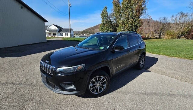 2019 Jeep Cherokee for sale at Art's Used Cars in Winfield, WV