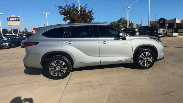 2021 Toyota Highlander Hybrid XLE