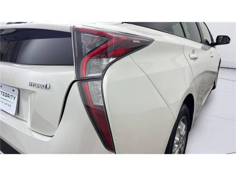 2017 Toyota Prius Three
