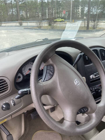 2005 Dodge Grand Caravan SE