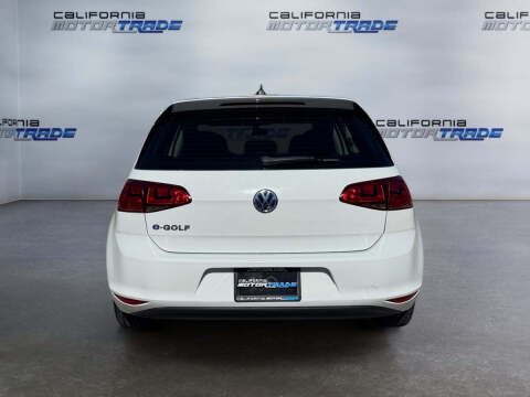 2016 Volkswagen e-Golf SE
