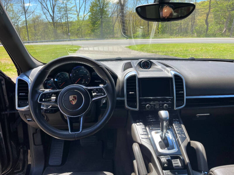 2016 Porsche Cayenne Base - Photo 17