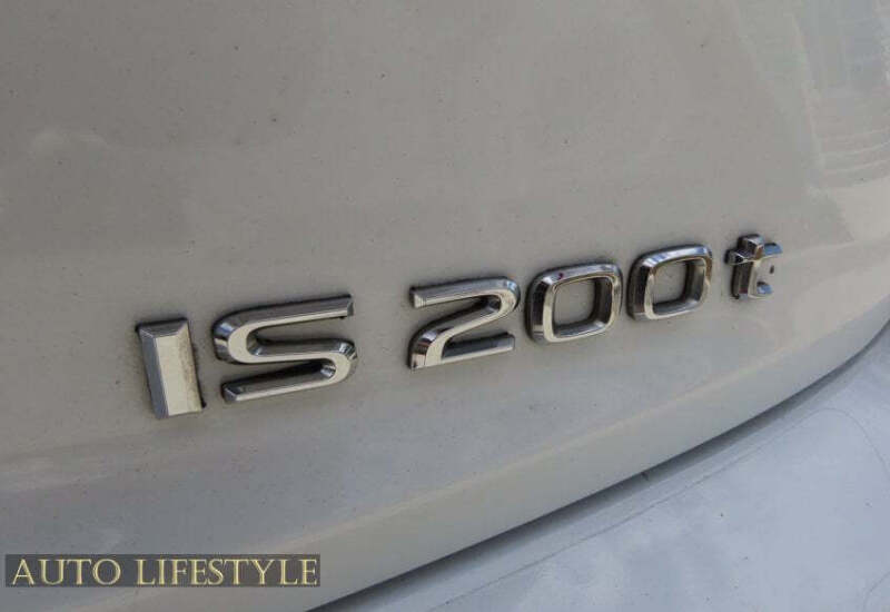 2016 Lexus IS 200t