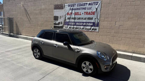 2017 MINI Hardtop 4 Door Cooper